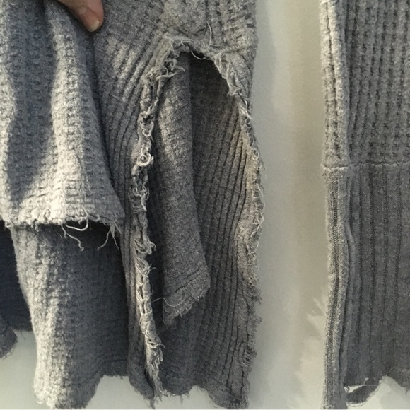 Free People Sunset Park Tunic Drippy Thermal Gray Waffle Knit Distressed Small - Picture 7 of 9